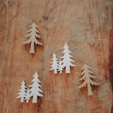 8 Adhésifs Sapins de Noël en bois et paillettes